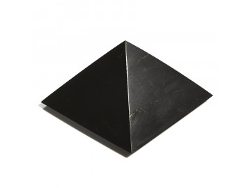 Piramida z szungitu ok. 5 cm (niepolerowana) 